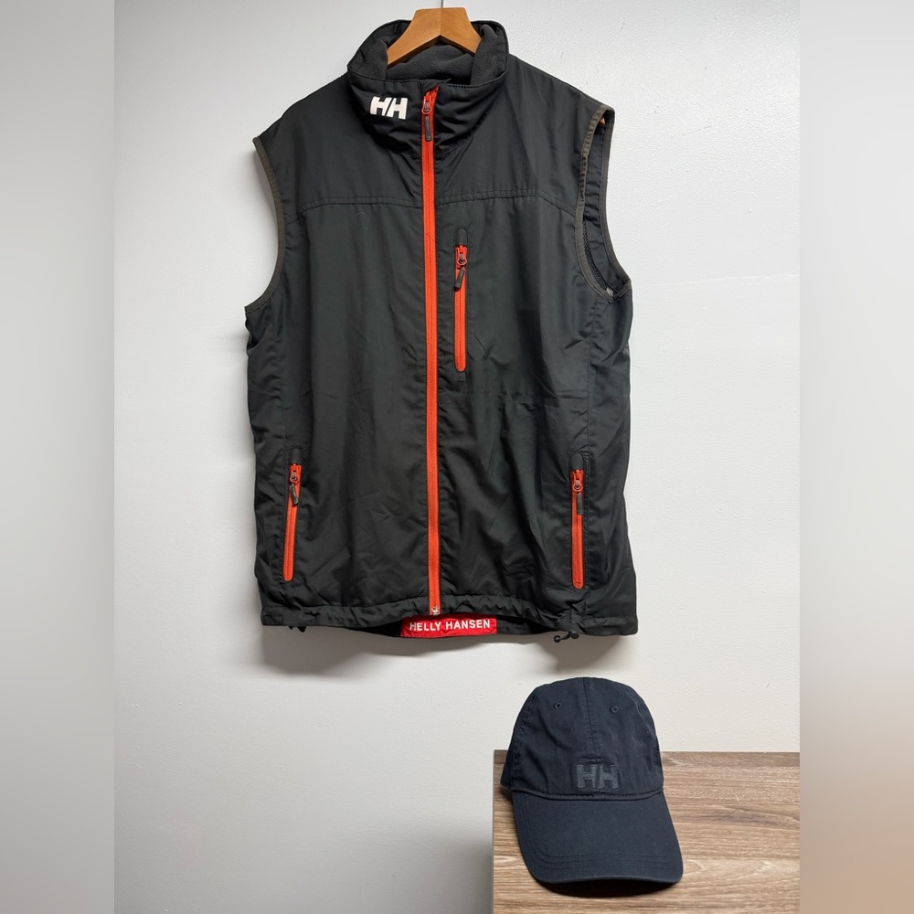 Helly Hansen Crew Vest 2.0 Mens Size Large Black Mesh Lined, Comes With HH Hat.
